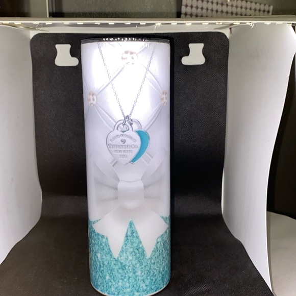NWT T Tiffany blue &white quilted look .925 necklace design&ribbion20 oz tumbler - Picture 1 of 10